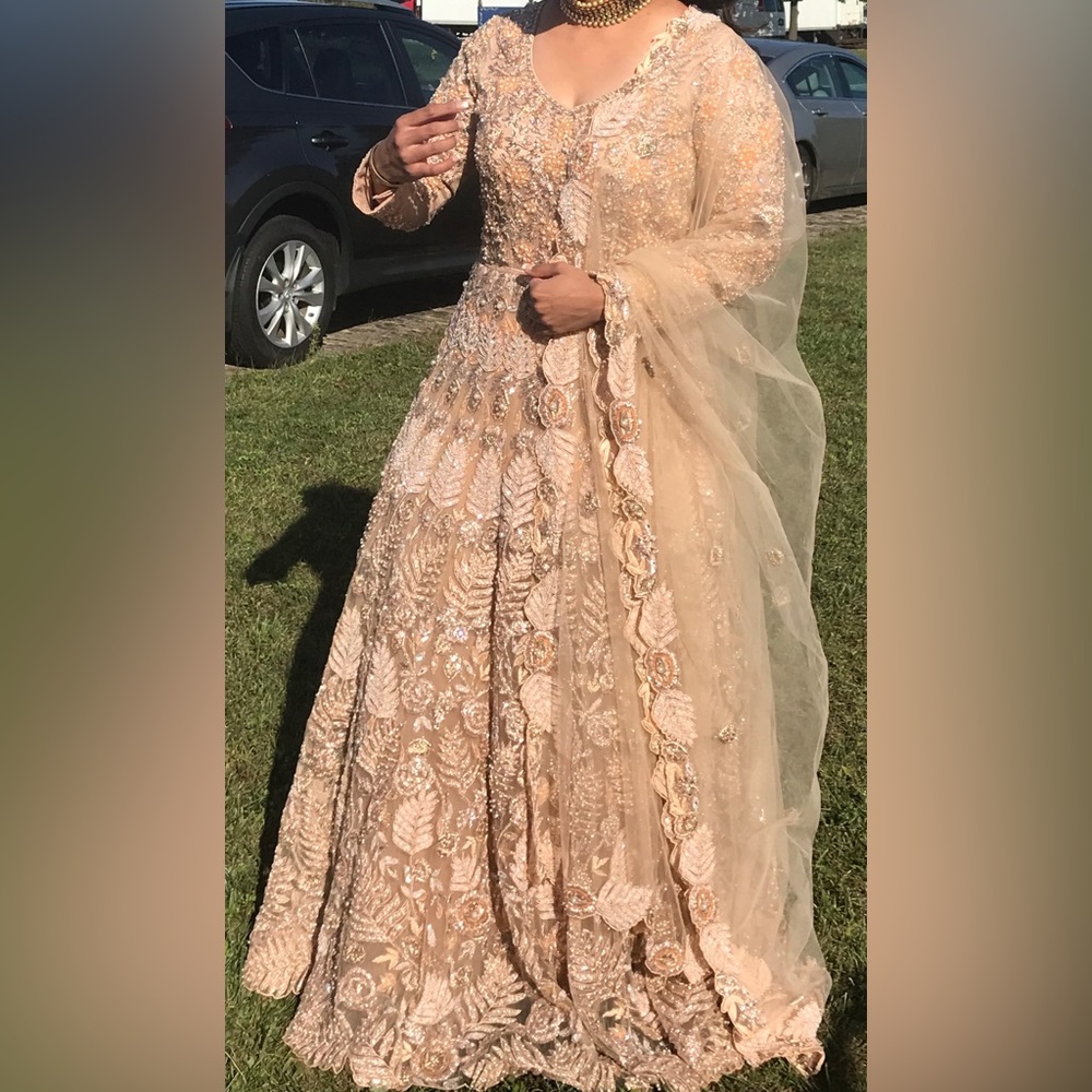 Designer Lengha - Picture 2 of 12